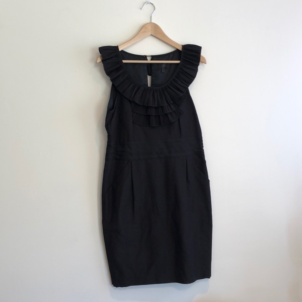 BANANA Republic | Black Ruffle Sleeveless Dress